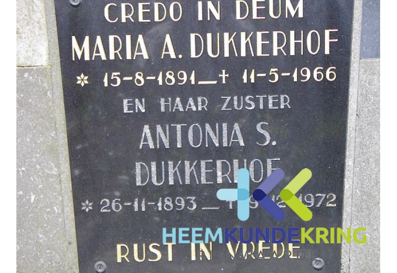 Grafstenen kerkhof Herwen Coll. HKR (281) M.A.Dukkerhof & A.S.Dukkerhof